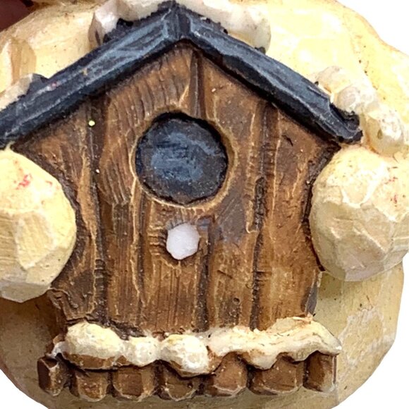 Boyds Bears & Friends “The Folkwear Collection” Snowman Birdhouse Brooch Pin - Picture 4 of 7